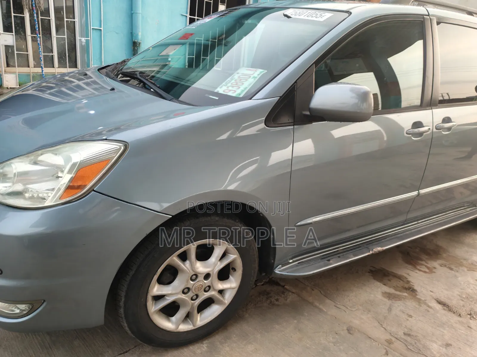 Toyota Sienna 2005 Blue
