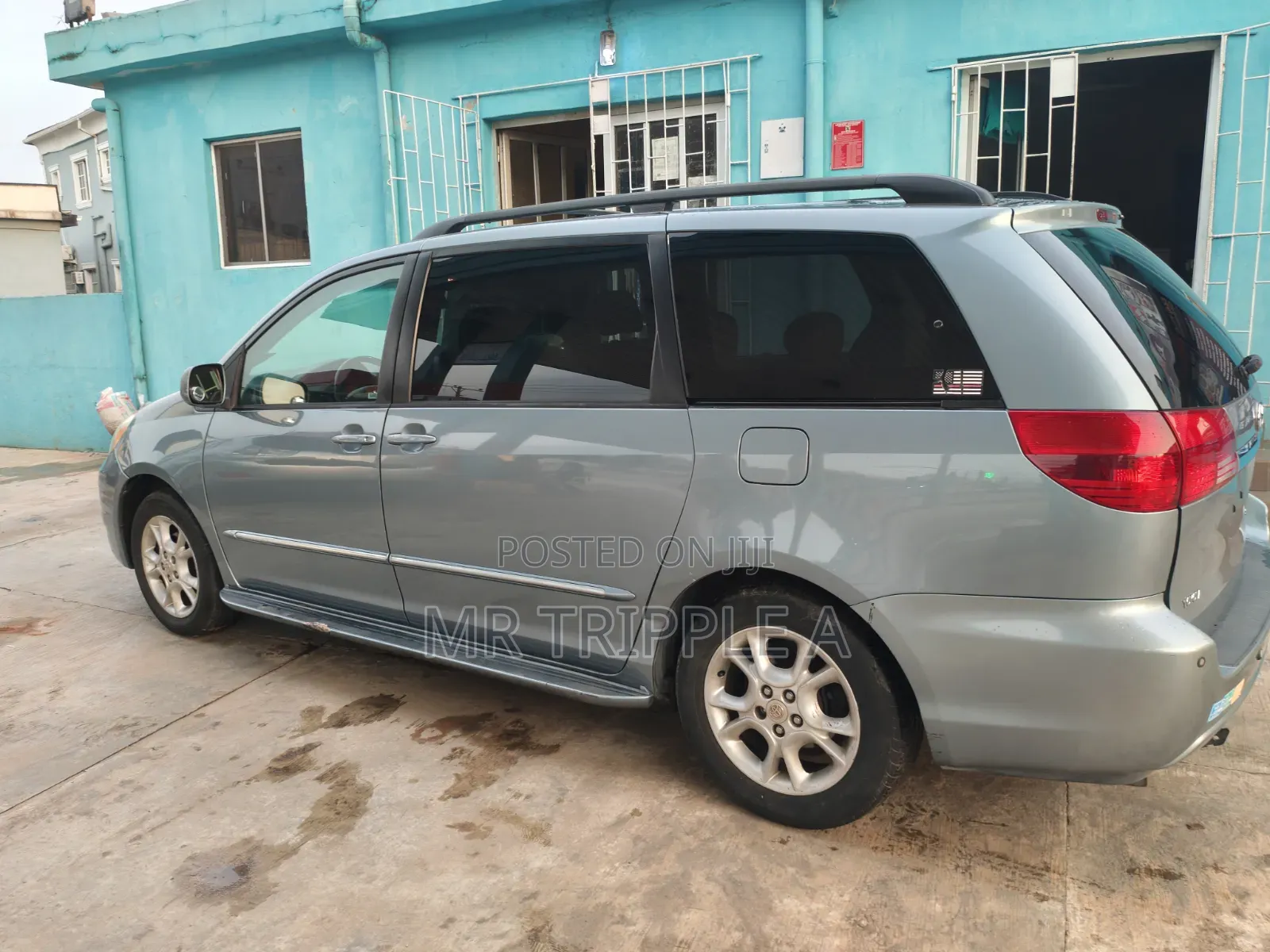 Toyota Sienna 2005 Blue