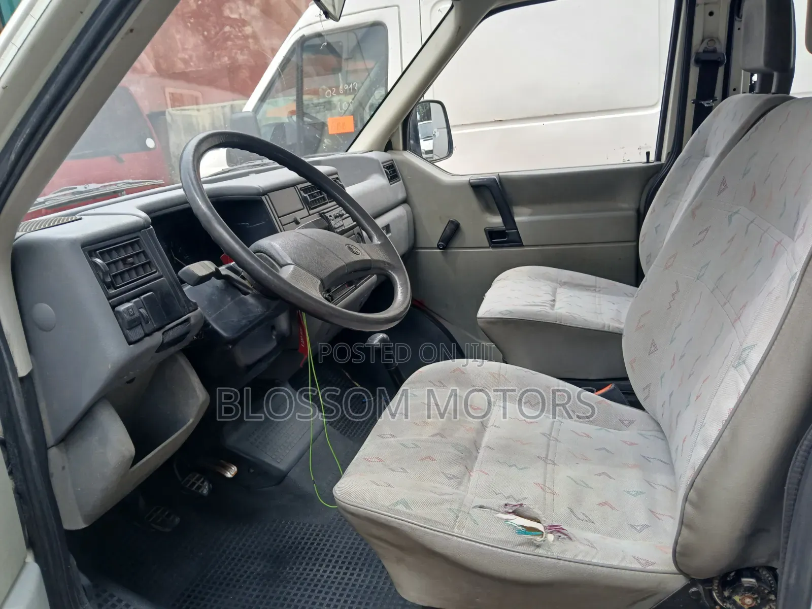 Volkswagen Transporter 2004 White