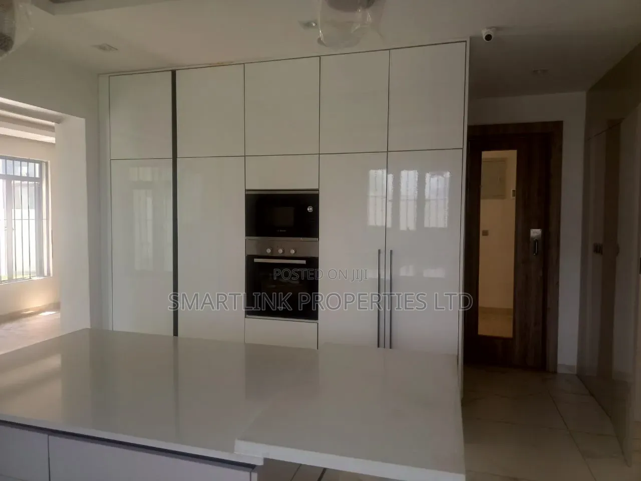 5bdrm Duplex in Asokoro for sale
