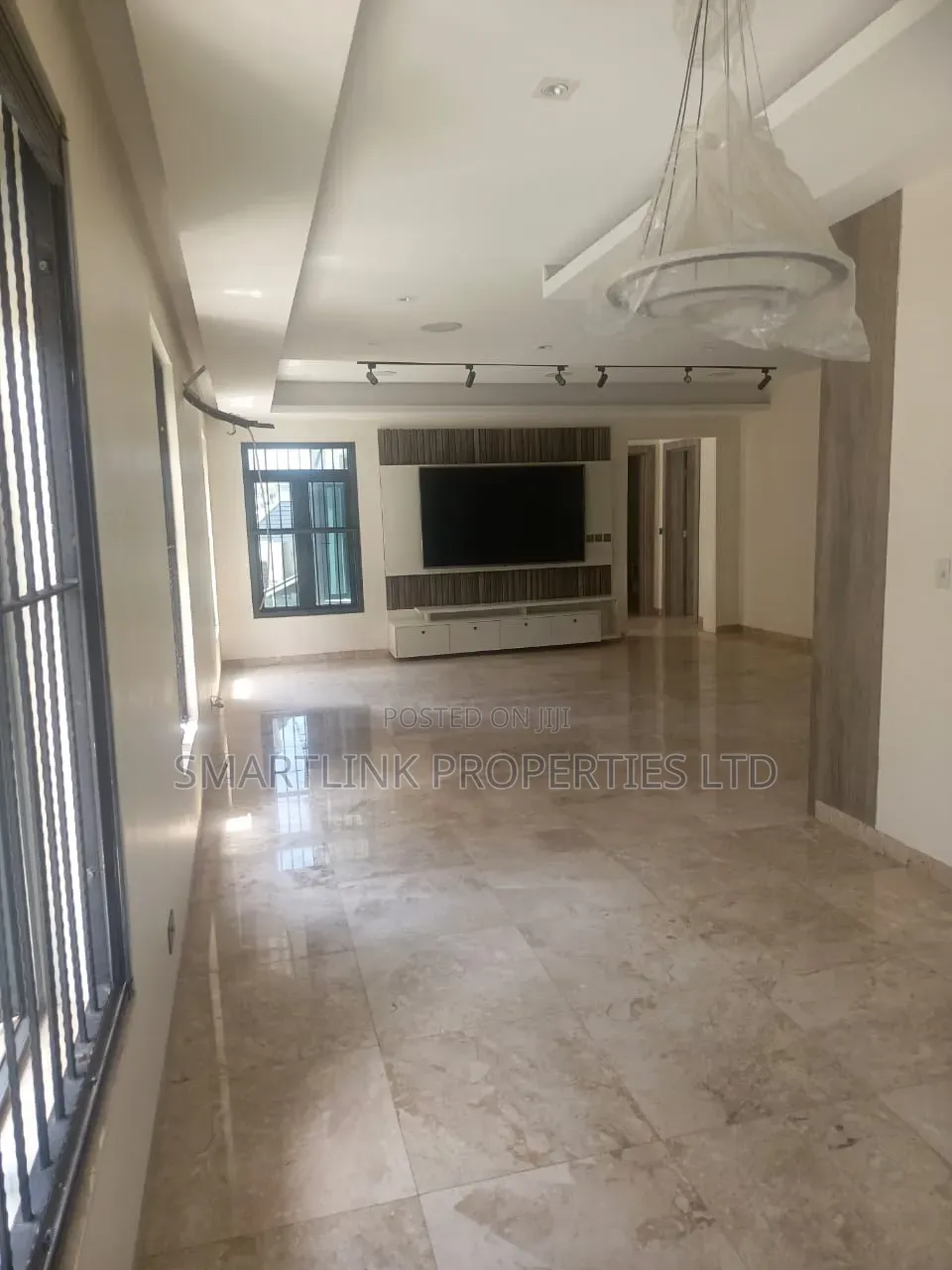 5bdrm Duplex in Asokoro for sale