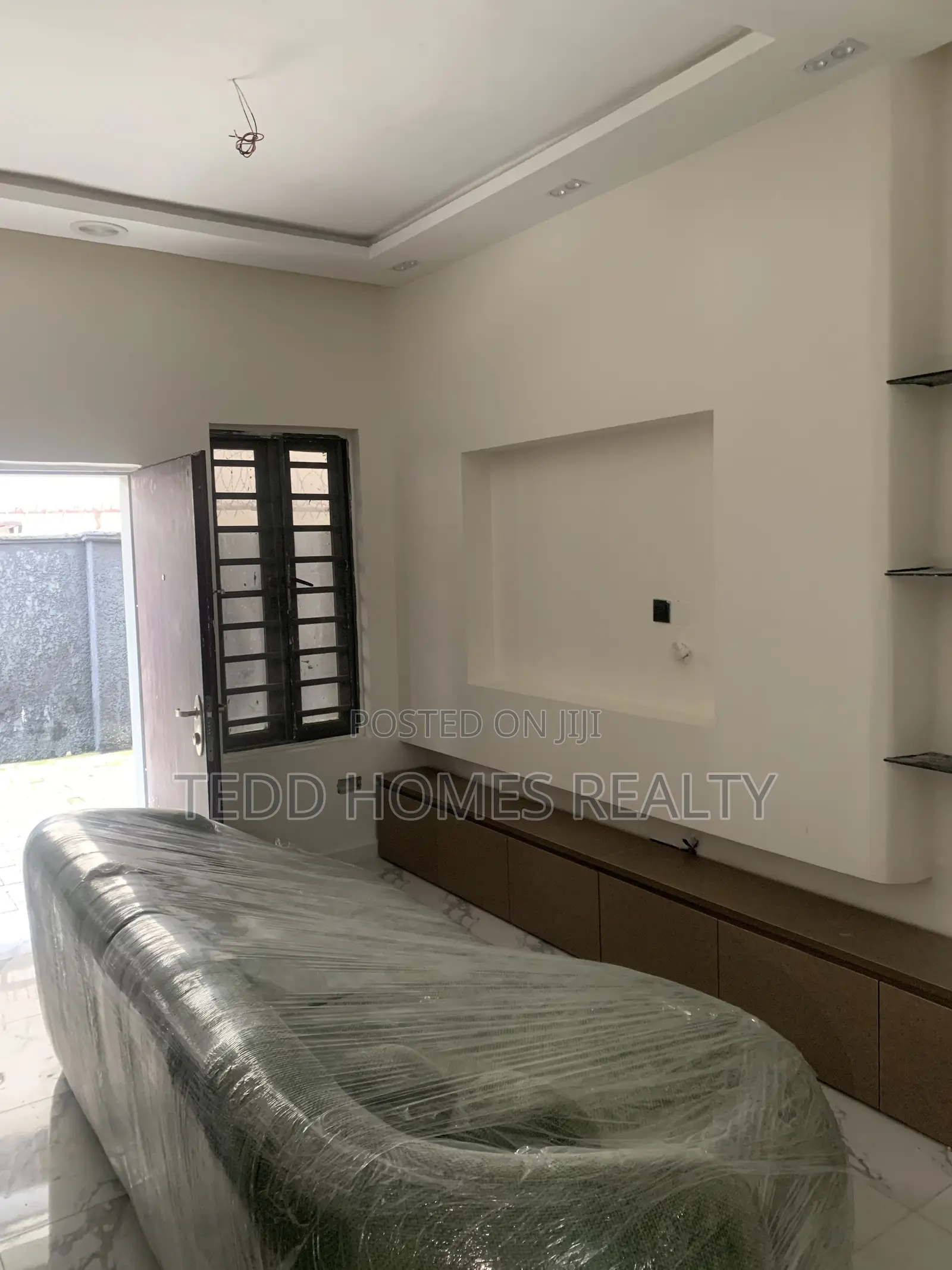 Furnished 1bdrm Apartment in Igbo Efon for rent