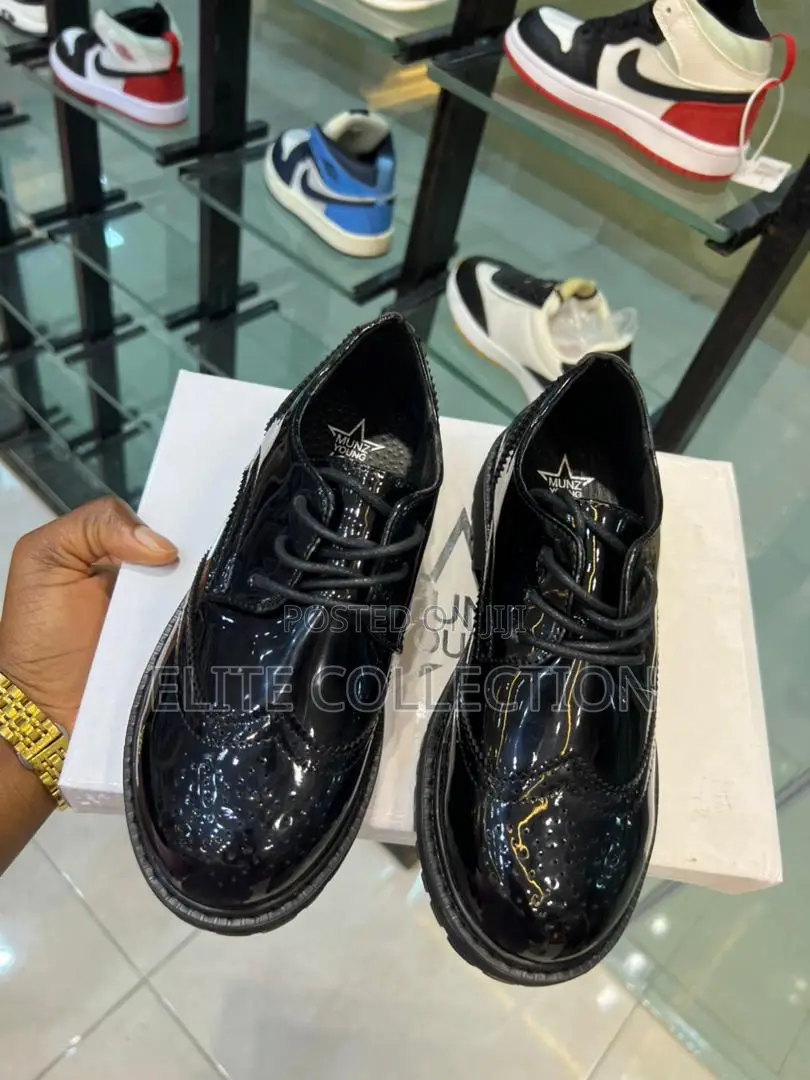 Teen Patent Black Brogue Shoe Size: 33 To 38 Comes Fully