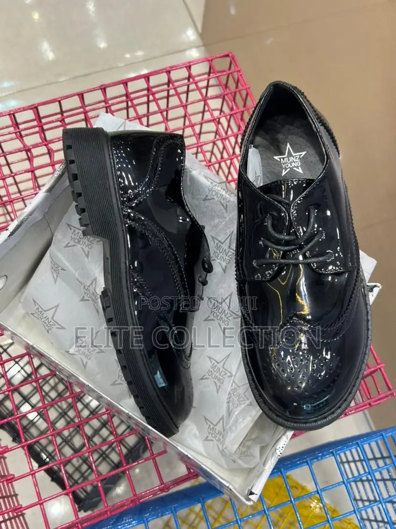 Teen Patent Black Brogue Shoe Size: 33 To 38 Comes Fully