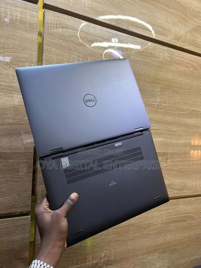 Laptop Dell Latitude 9440 32GB Intel Core i7 SSD 500GB
