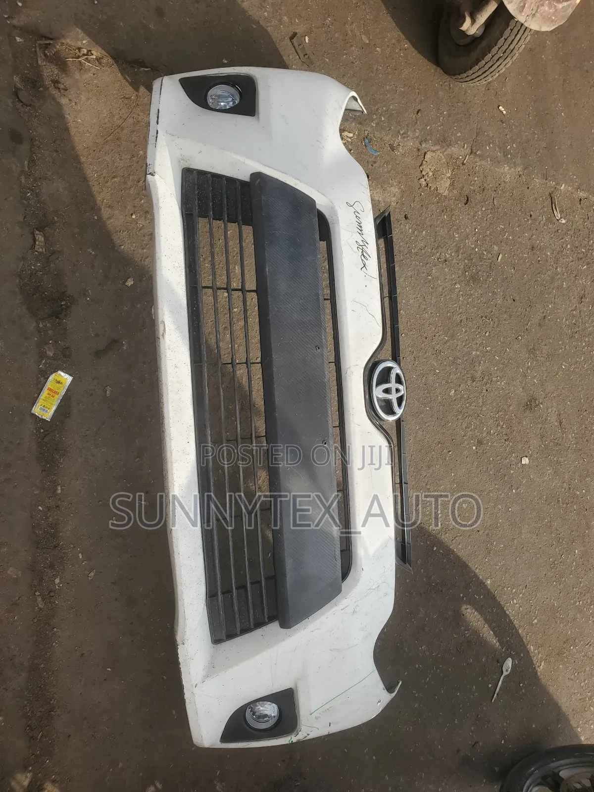 Complete Front Bumper Toyota Corolla 2014-2015 Le