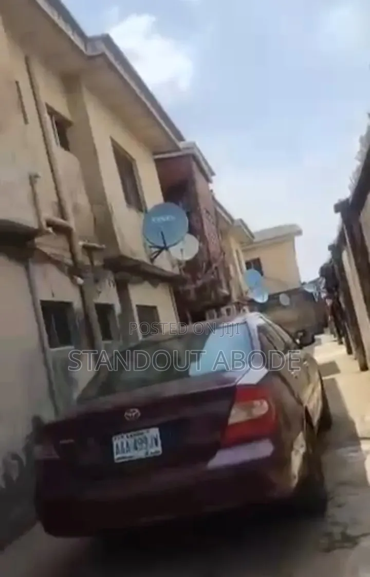 2bdrm Block of Flats in Prime Location, Shasha for sale