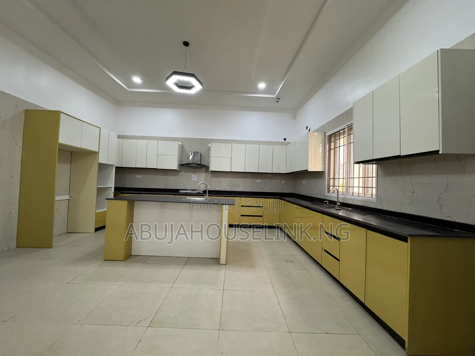 7bdrm Duplex in Efab Metropolis, Karsana for sale
