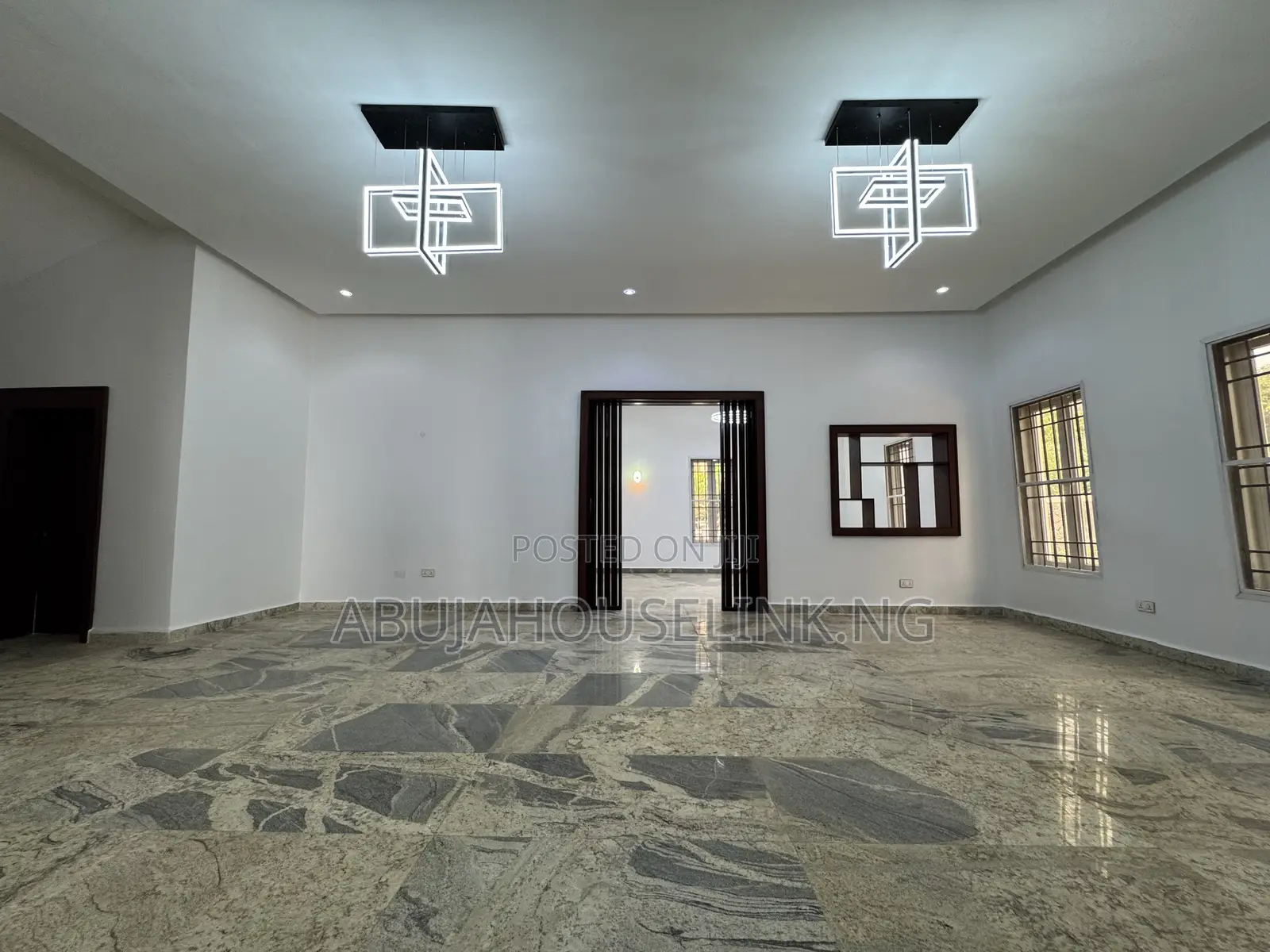 7bdrm Duplex in Efab Metropolis, Karsana for sale