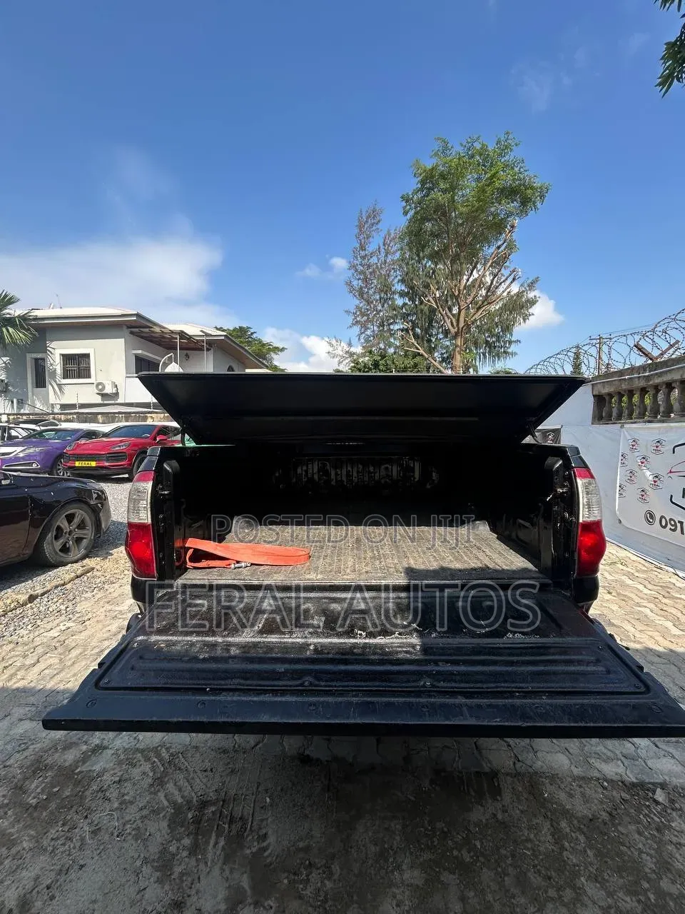 Toyota Tundra 2011 Black
