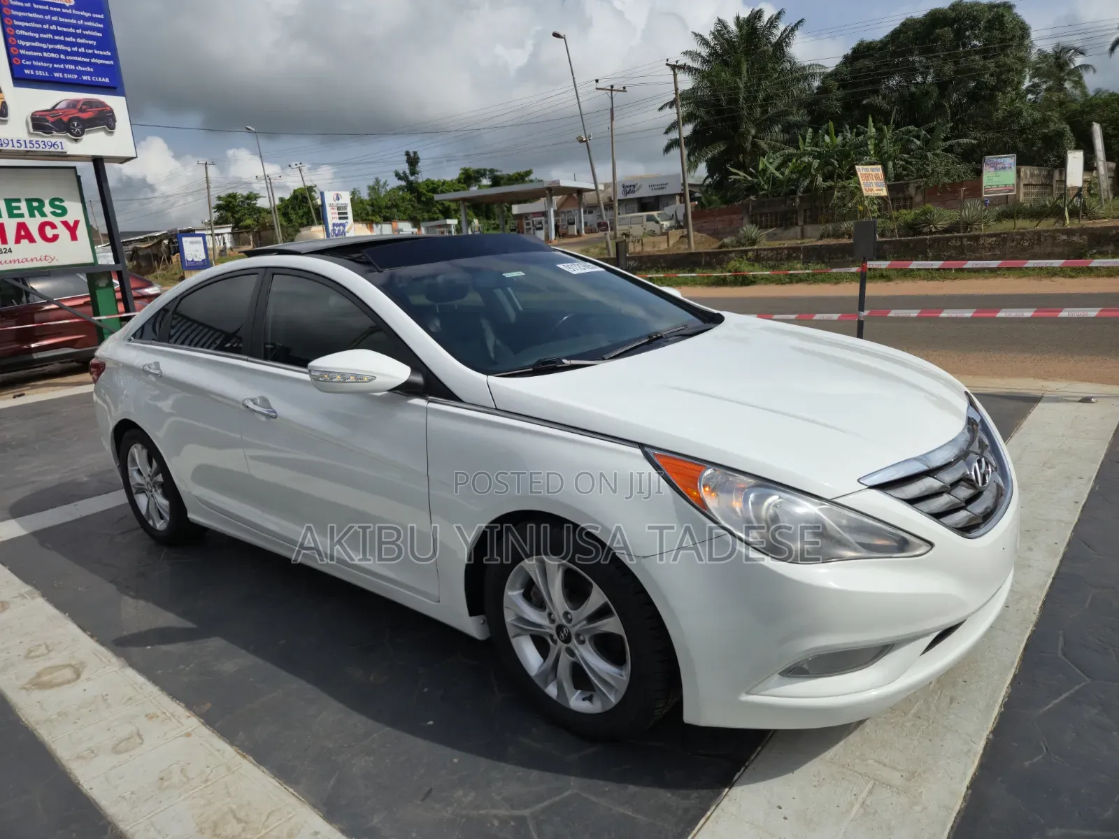 Hyundai Sonata Limited Sedan FWD (2.4L 4cyl 6A) 2012 White