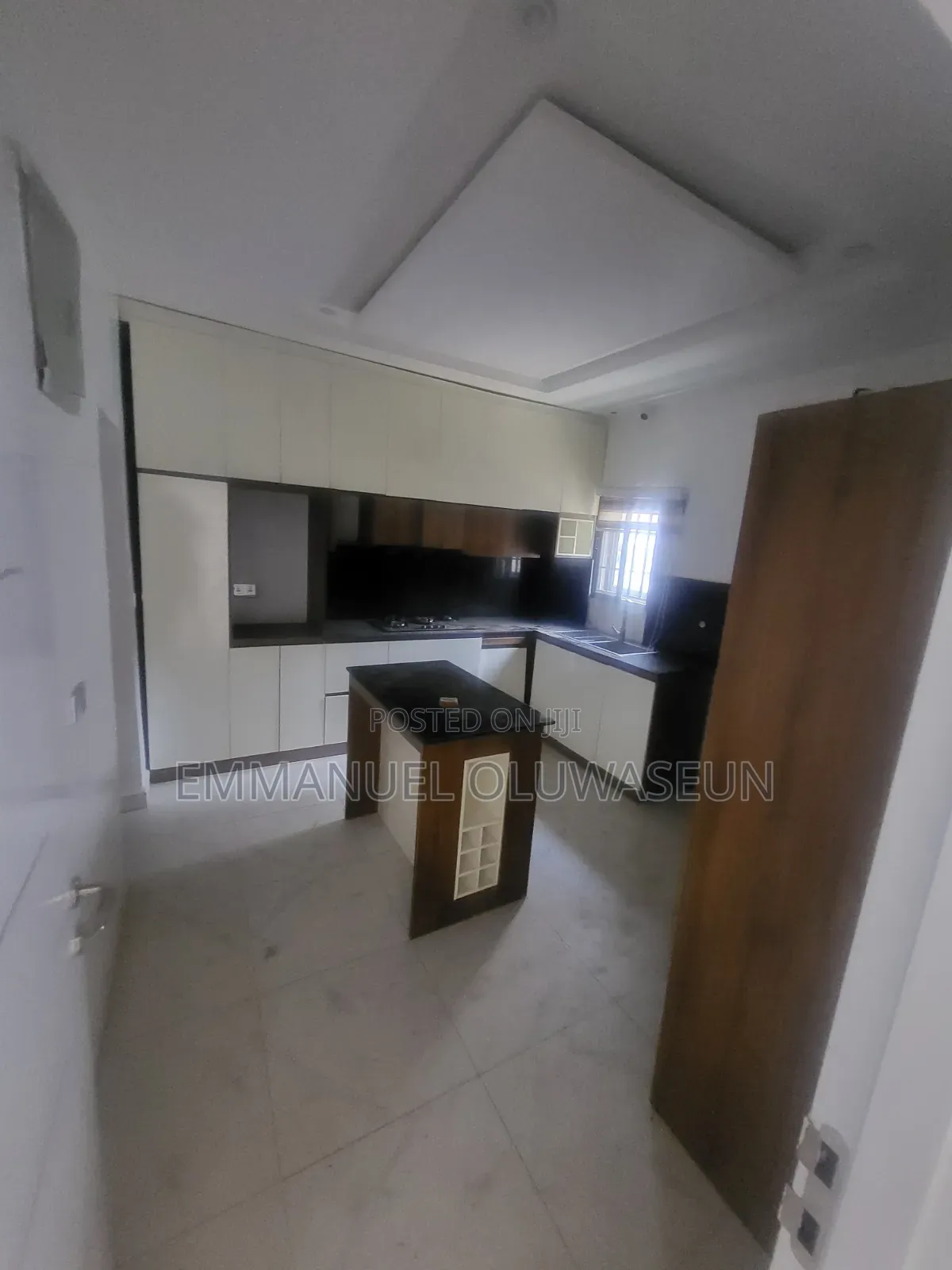 4bdrm Townhouse / Terrace in Guzape District for rent
