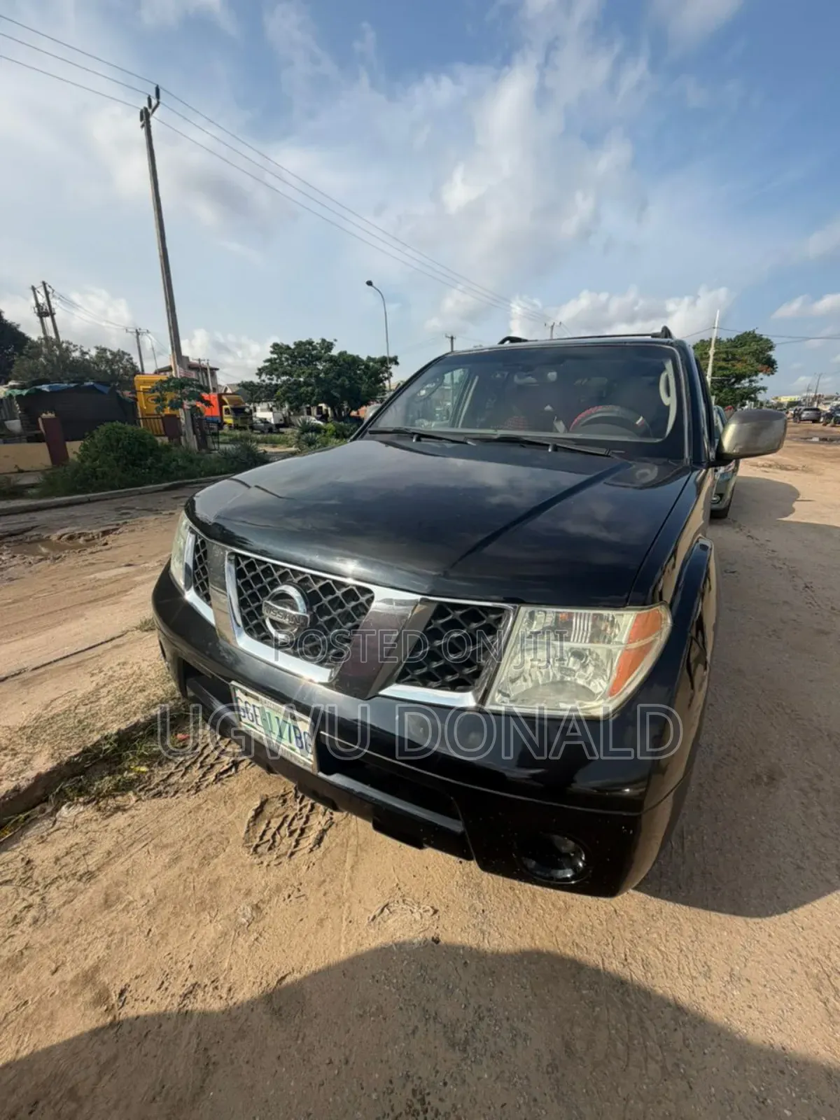 Nissan Pathfinder 2010 Black