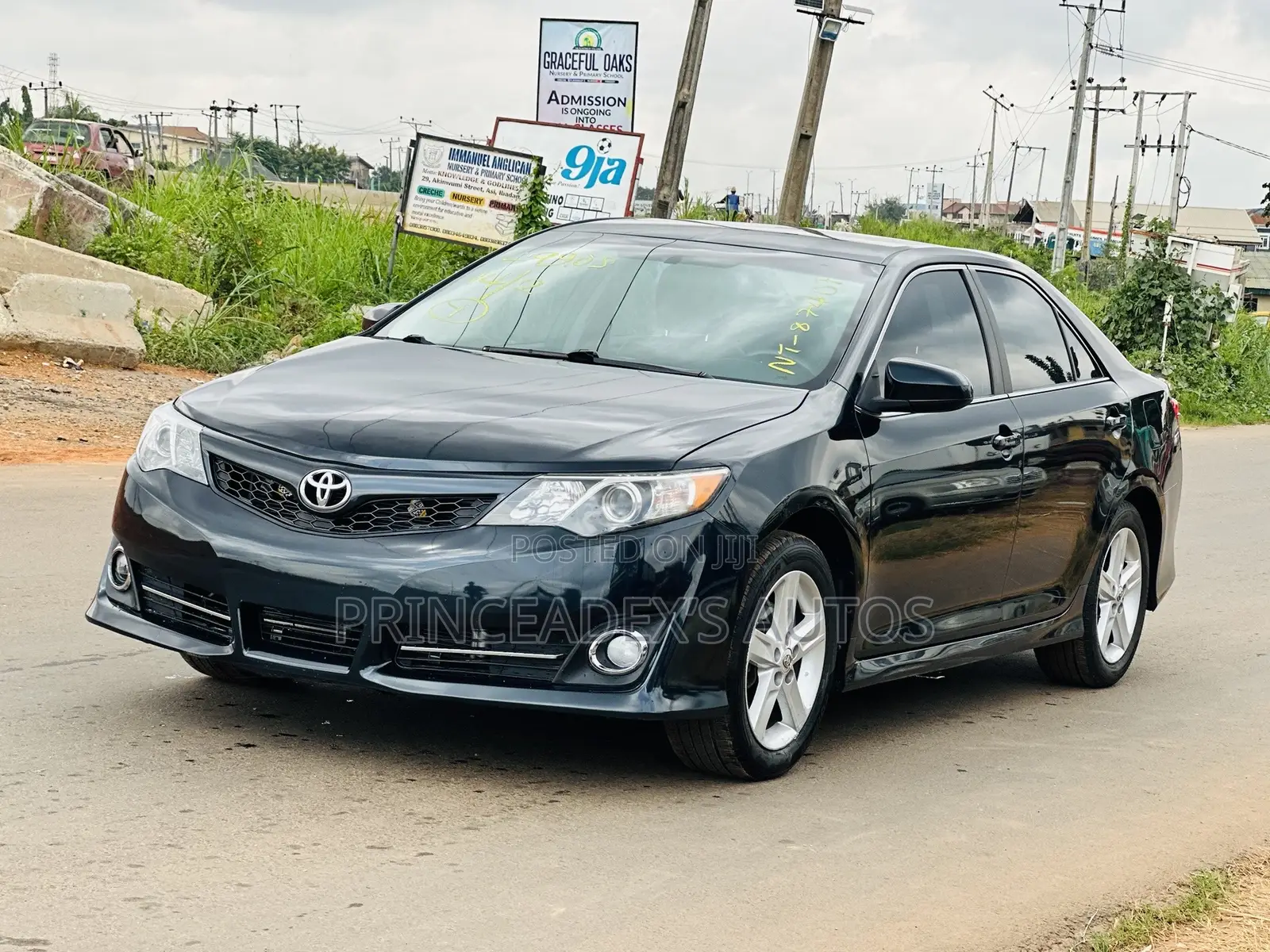 Toyota Camry SE 4dr Sedan (2.5L 4cyl 6A) 2012 Black