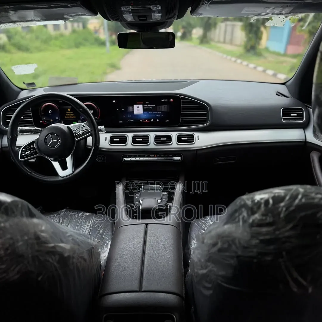 Mercedes-Benz GLE-Class 2023 White