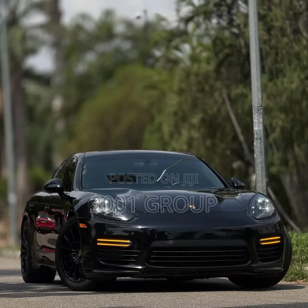 Porsche Panamera 2017 Black