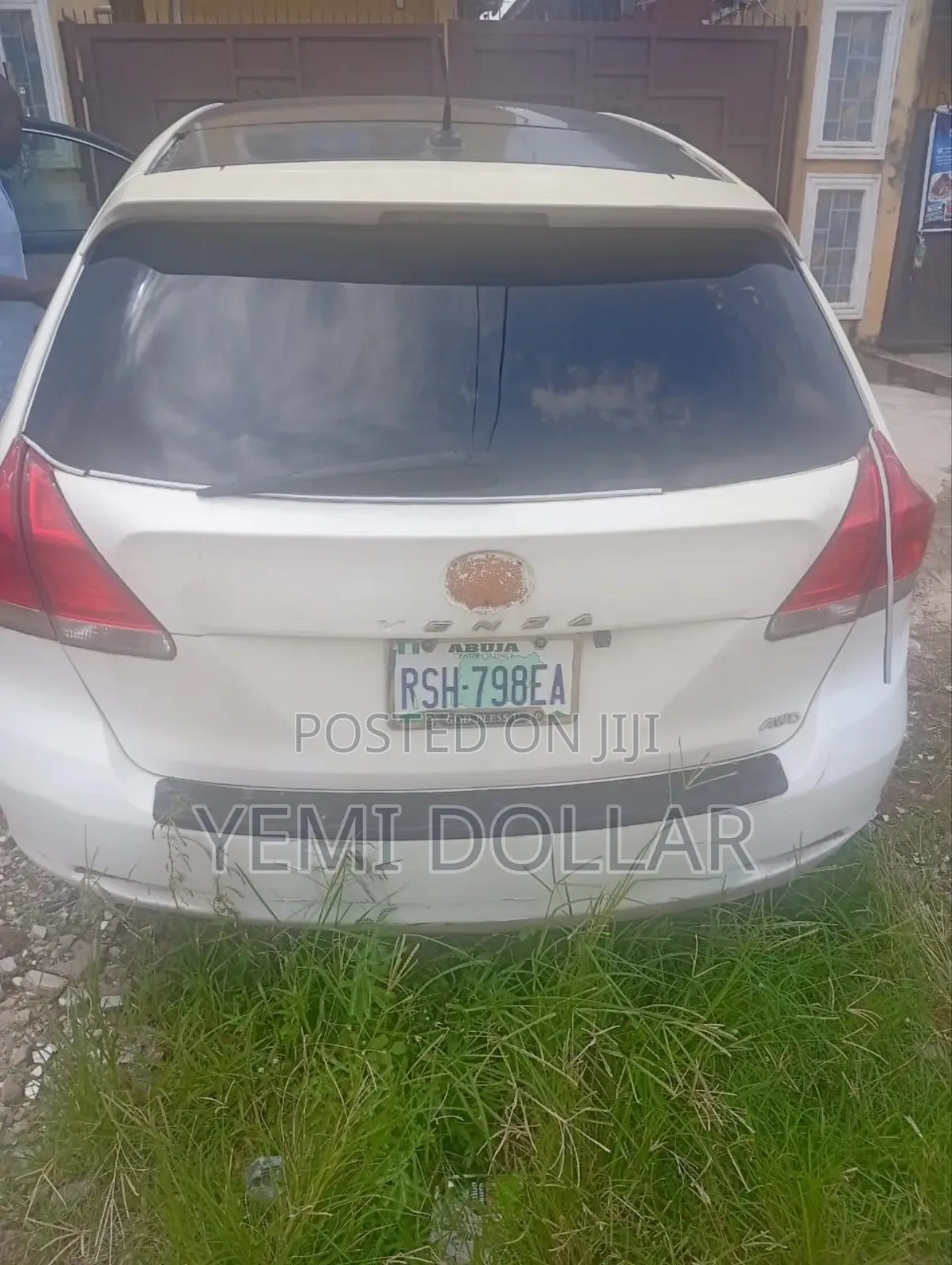 Toyota Venza 2010 White