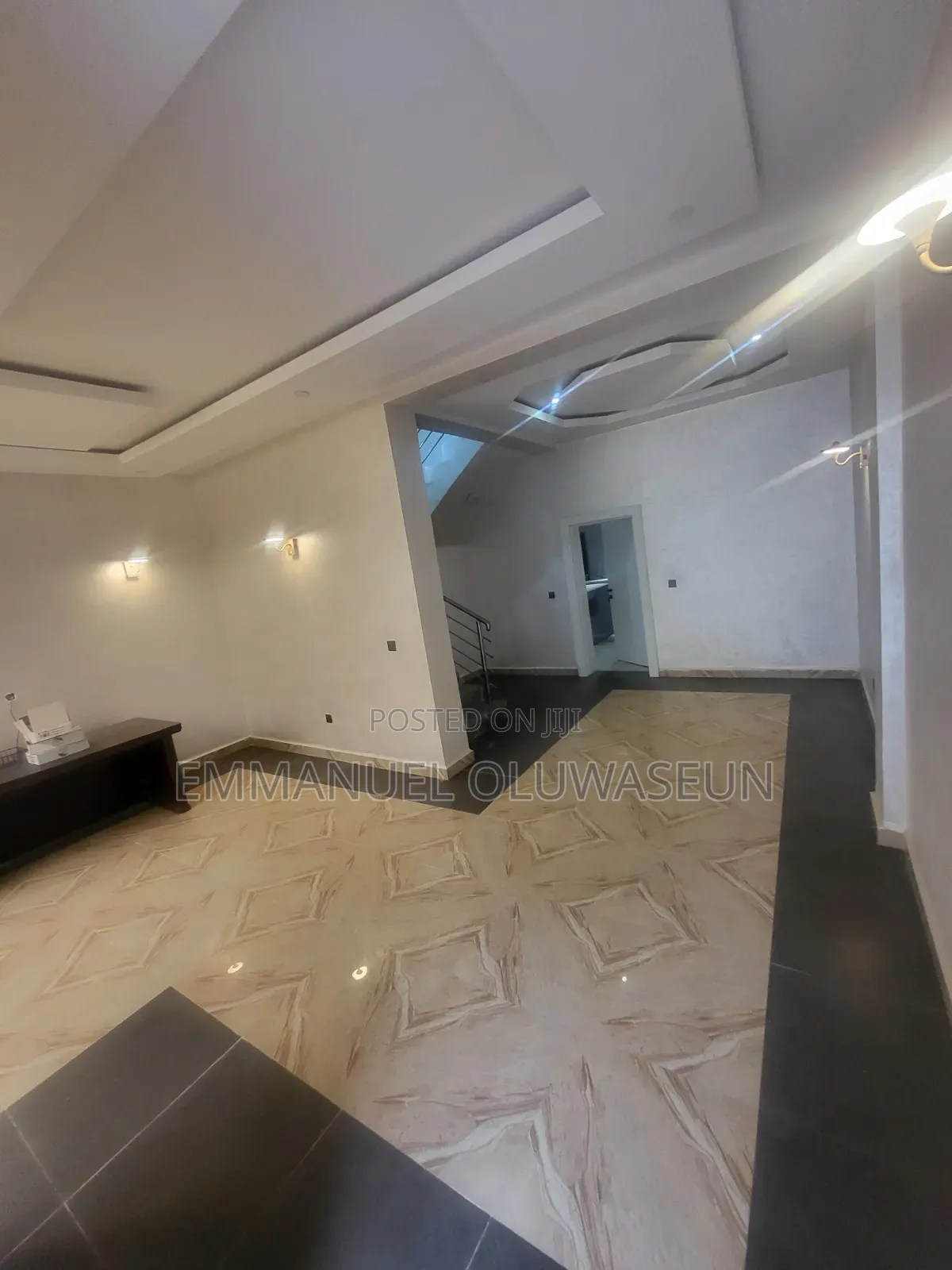 4bdrm Townhouse/Terrace in Guzape District for sale