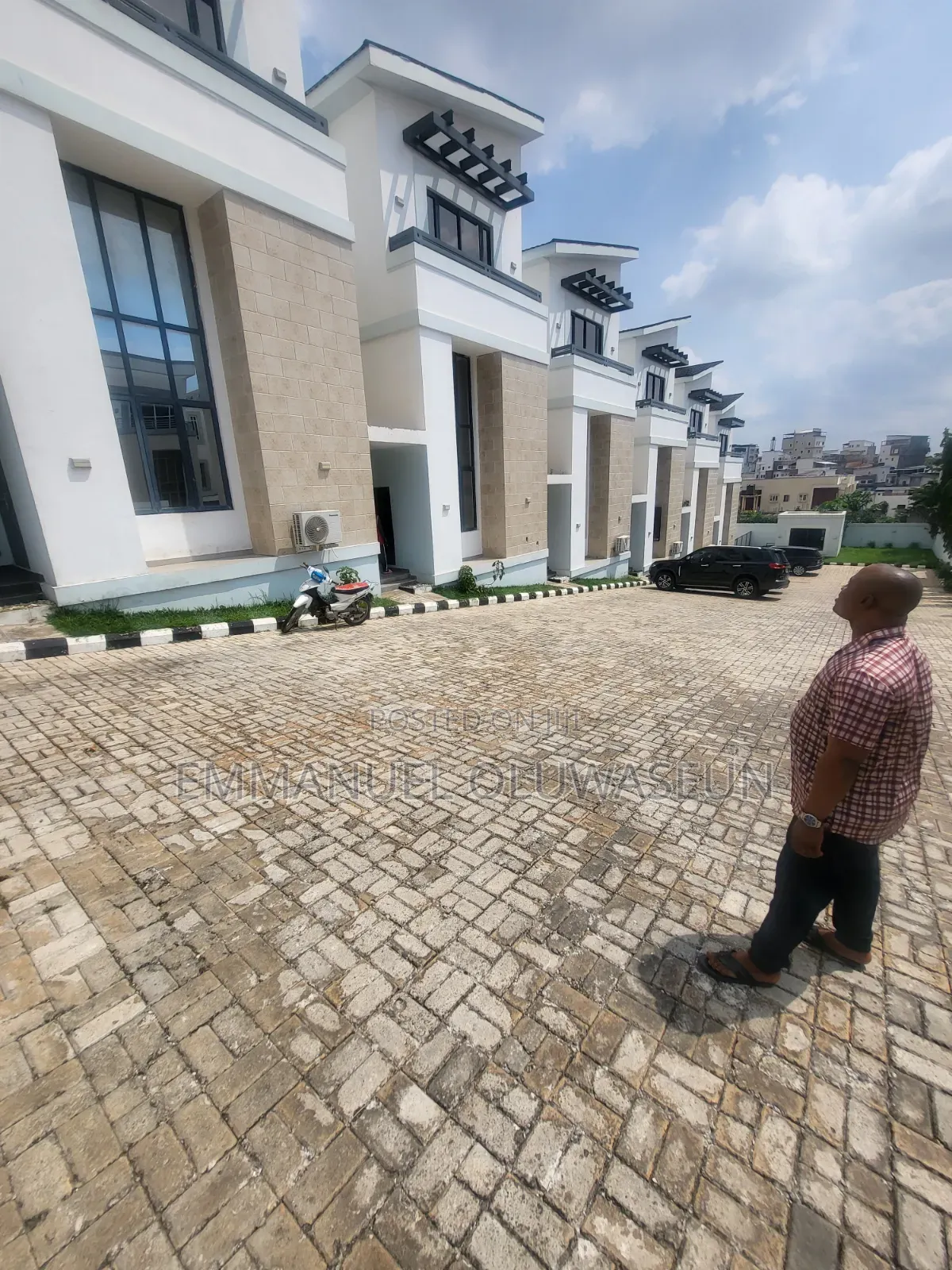 4bdrm Townhouse / Terrace in Guzape District for rent