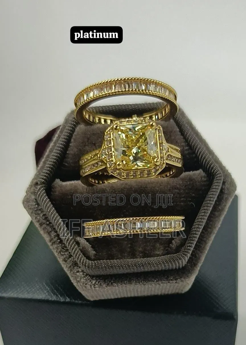 Platinum Ladies Set Of Gold Engagement Wedding Ring - Gold