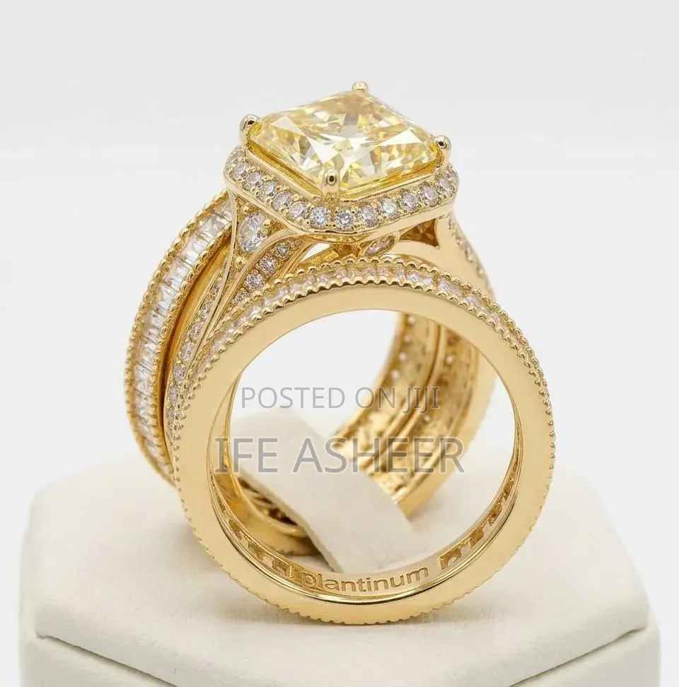 Platinum Ladies Set Of Gold Engagement Wedding Ring - Gold