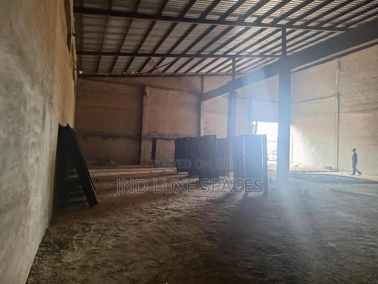2bays Warehouse, Measuring 1,200sqm and Another 800sqm With Offices