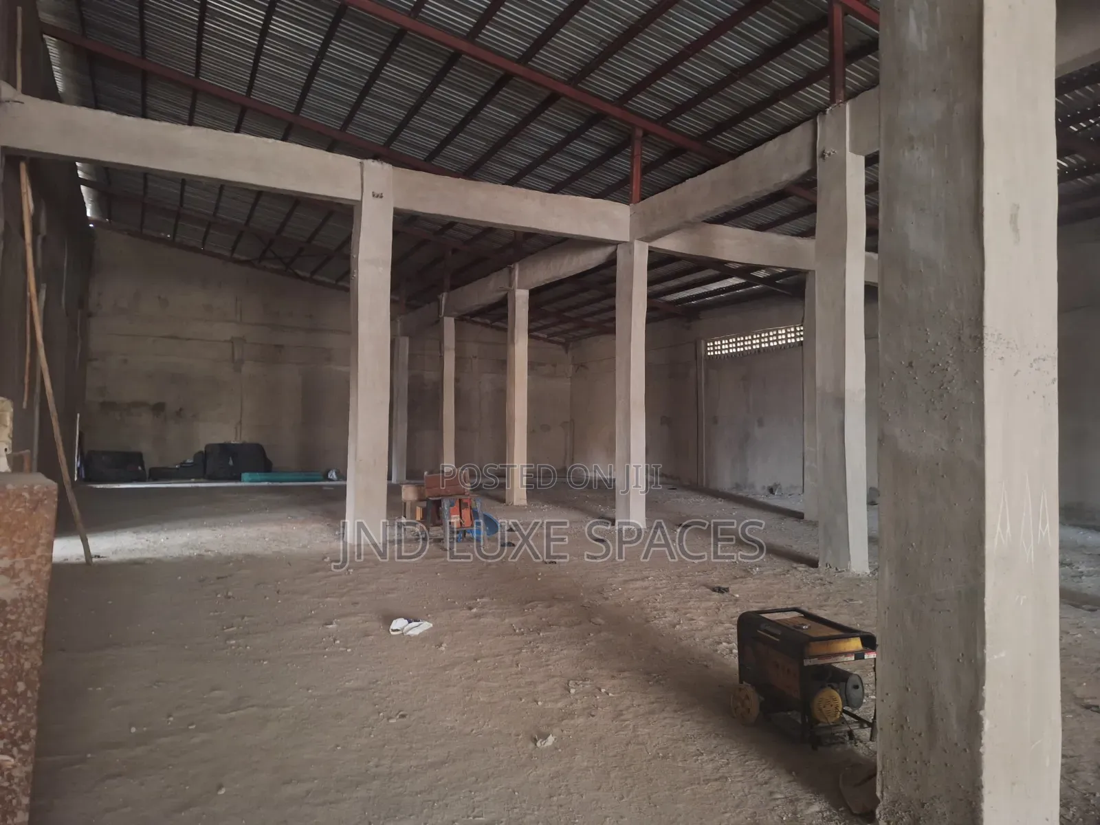 2bays Warehouse, Measuring 1,200sqm and Another 800sqm With Offices