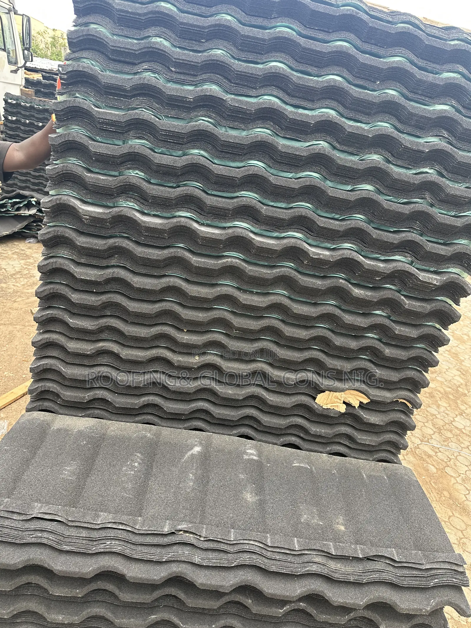 Low Price Best Quality Coated Roofing Tile With 50 Years Guarantee
