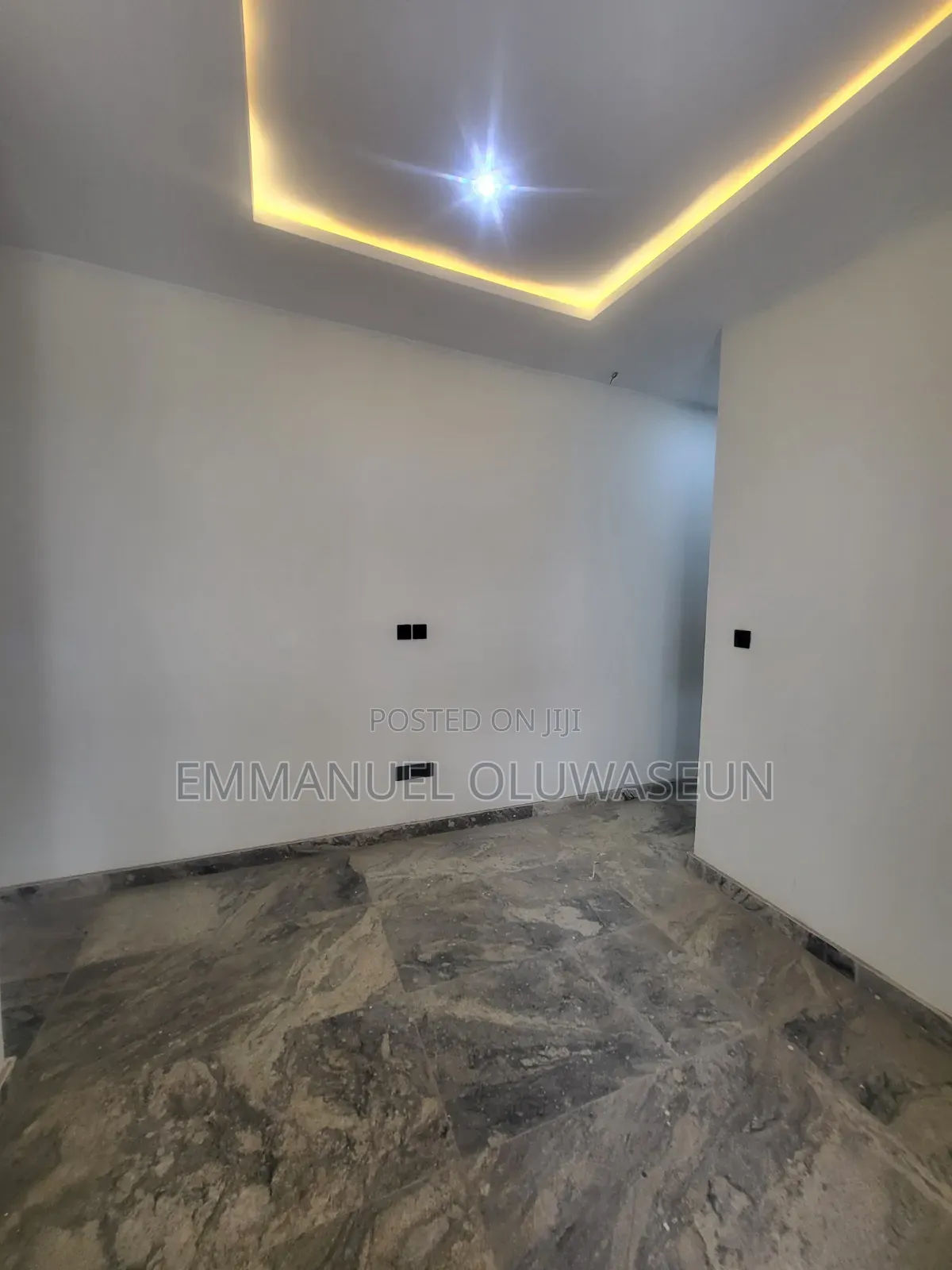5bdrm Duplex in Guzape District for sale