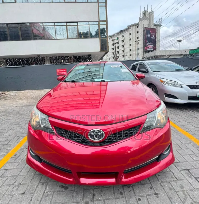 Toyota Camry 2013 Red