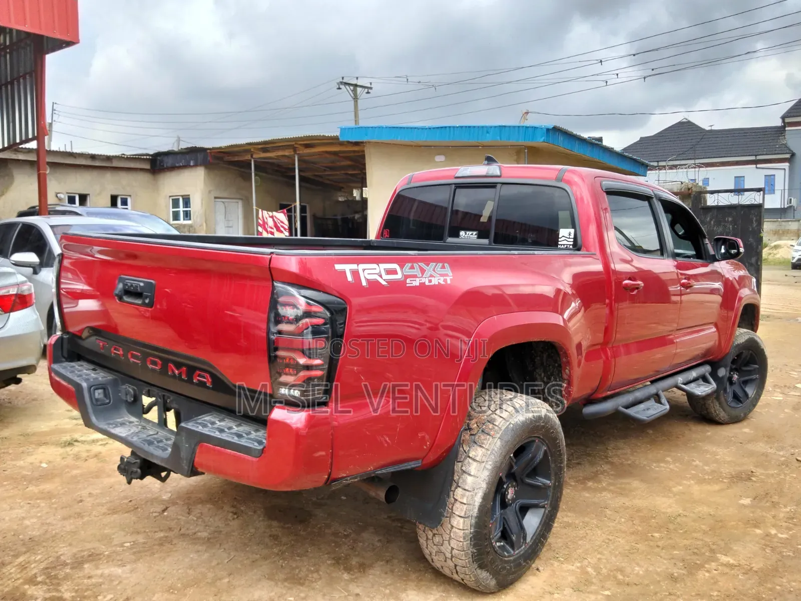 Toyota Tacoma 2017 Red