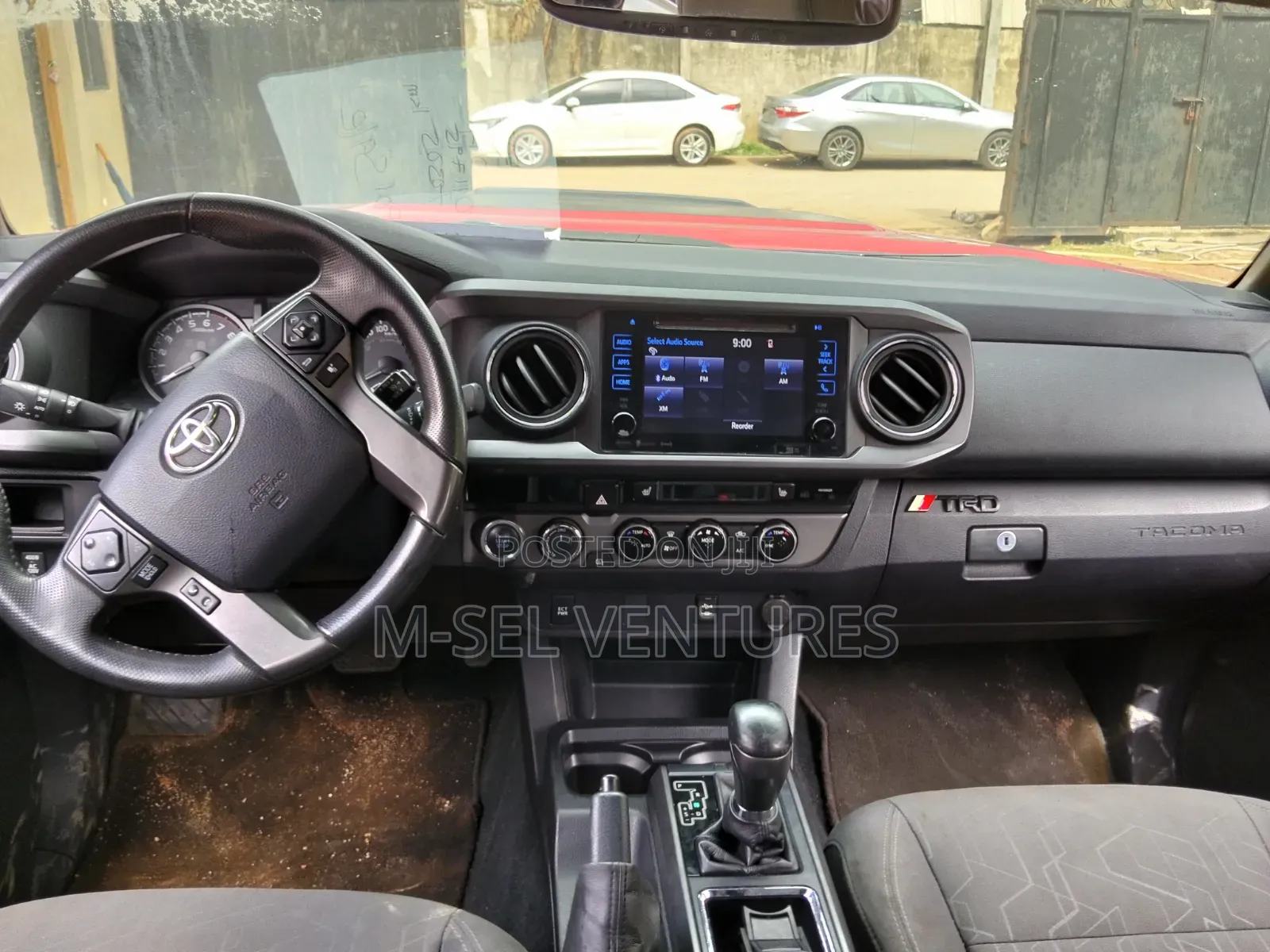 Toyota Tacoma 2017 Red
