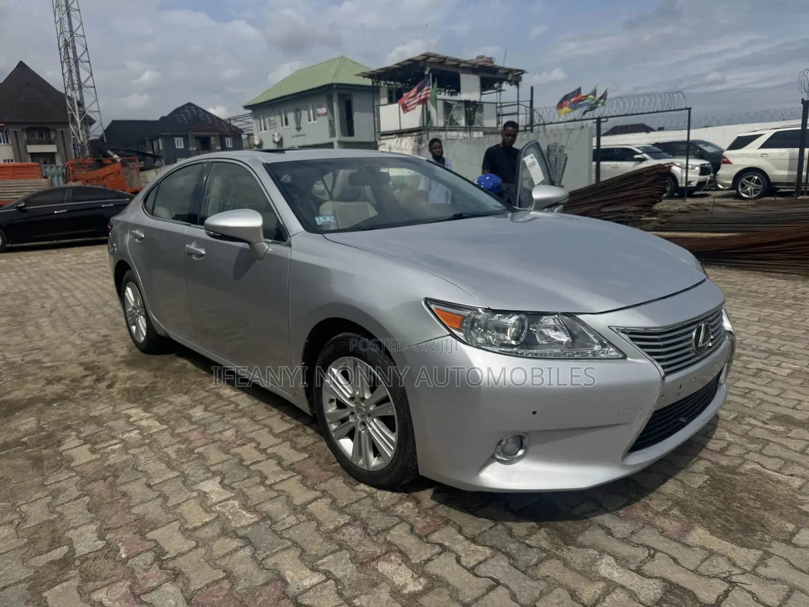 Lexus ES 350 FWD 2013 Silver