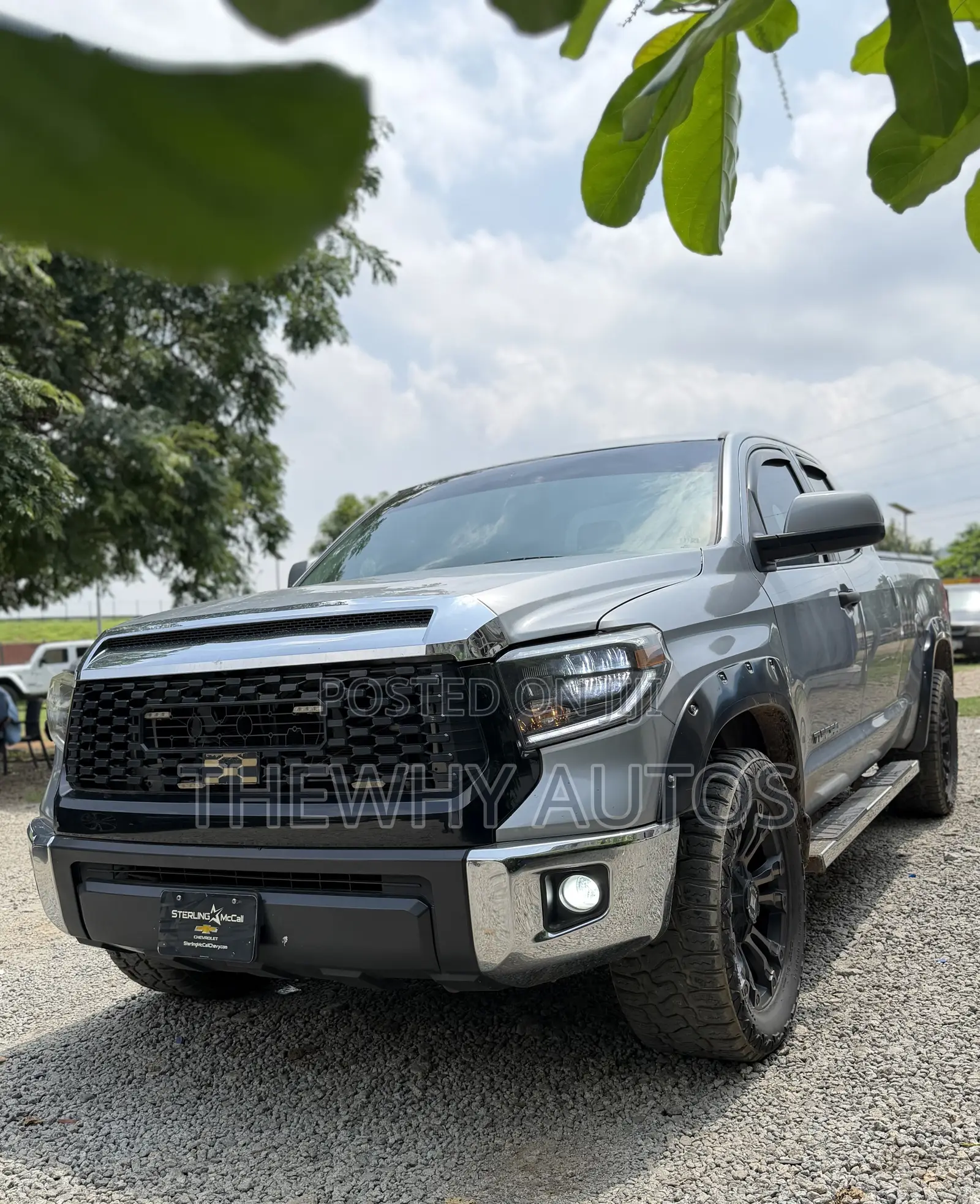 Toyota Tundra Double Cab 4x4 Limited 2010 Gray