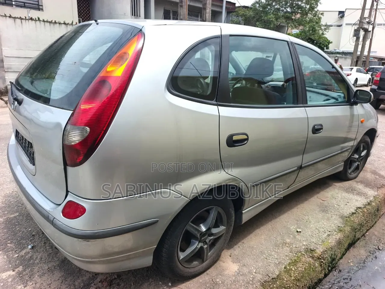 Nissan Almera Tino 2005 Silver