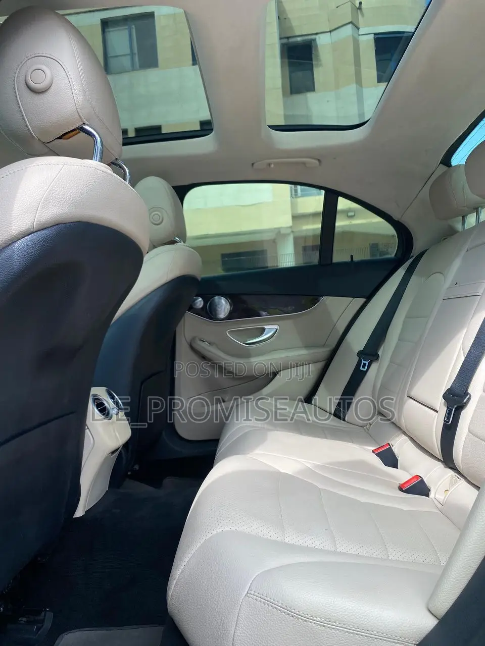 Mercedes-Benz C300 2015 Black
