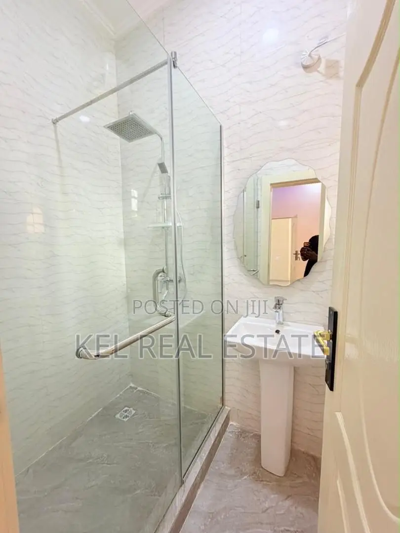 3bdrm Duplex in Gbagada for sale
