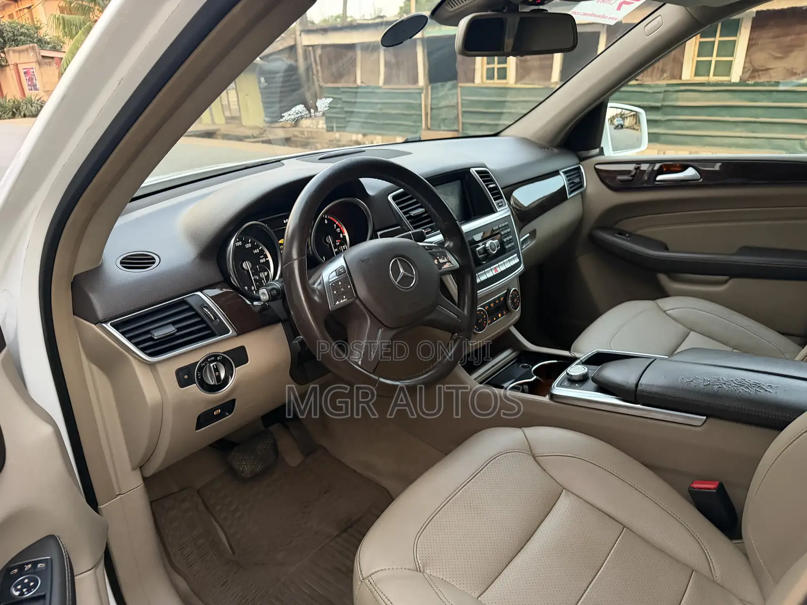 Mercedes-Benz M Class 2015 White