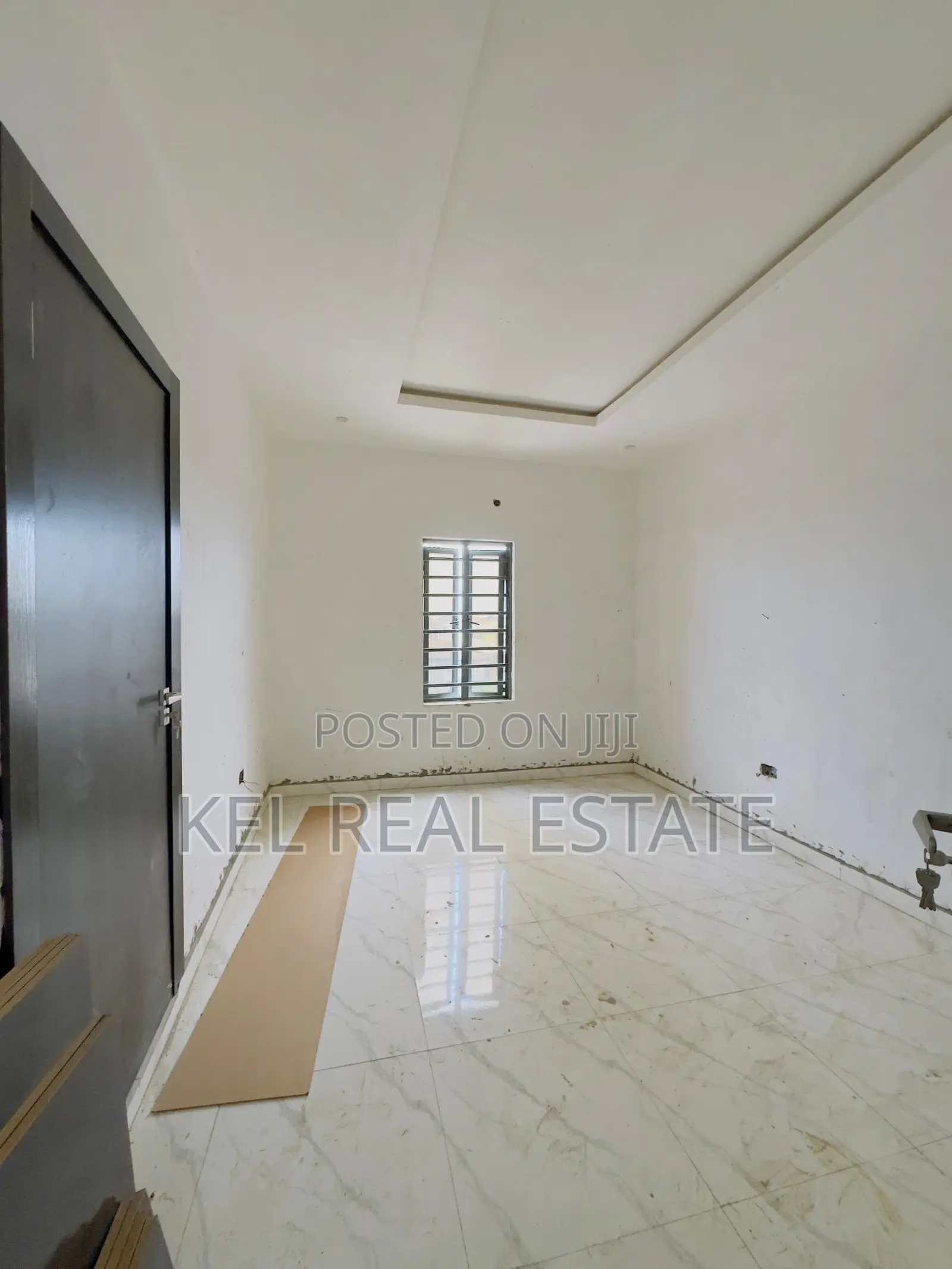 3bdrm Apartment in Gbagada for sale