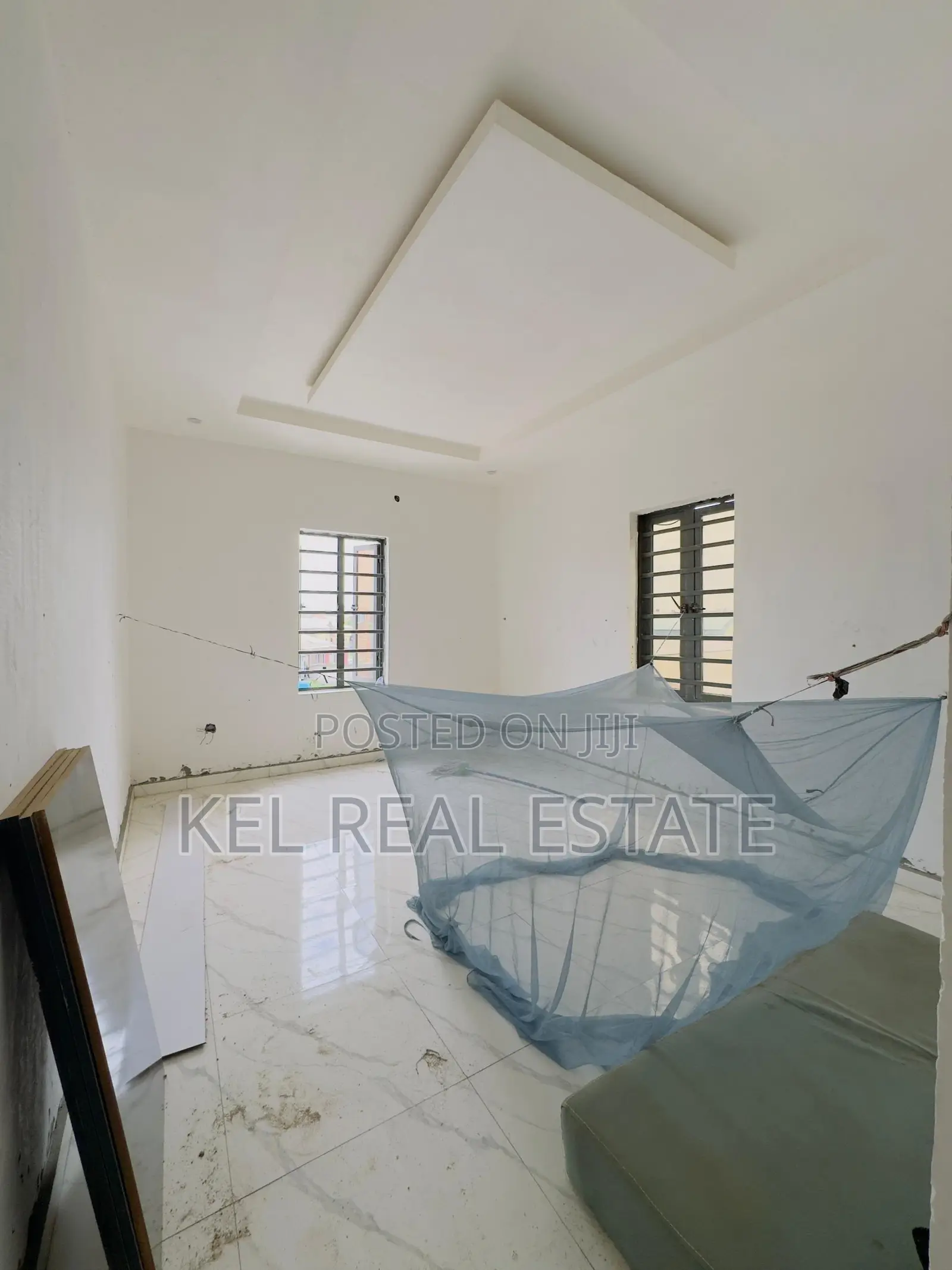 3bdrm Apartment in Gbagada for sale