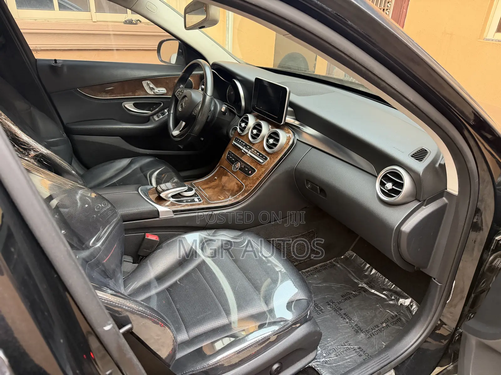 Mercedes-Benz C300 2015 Black