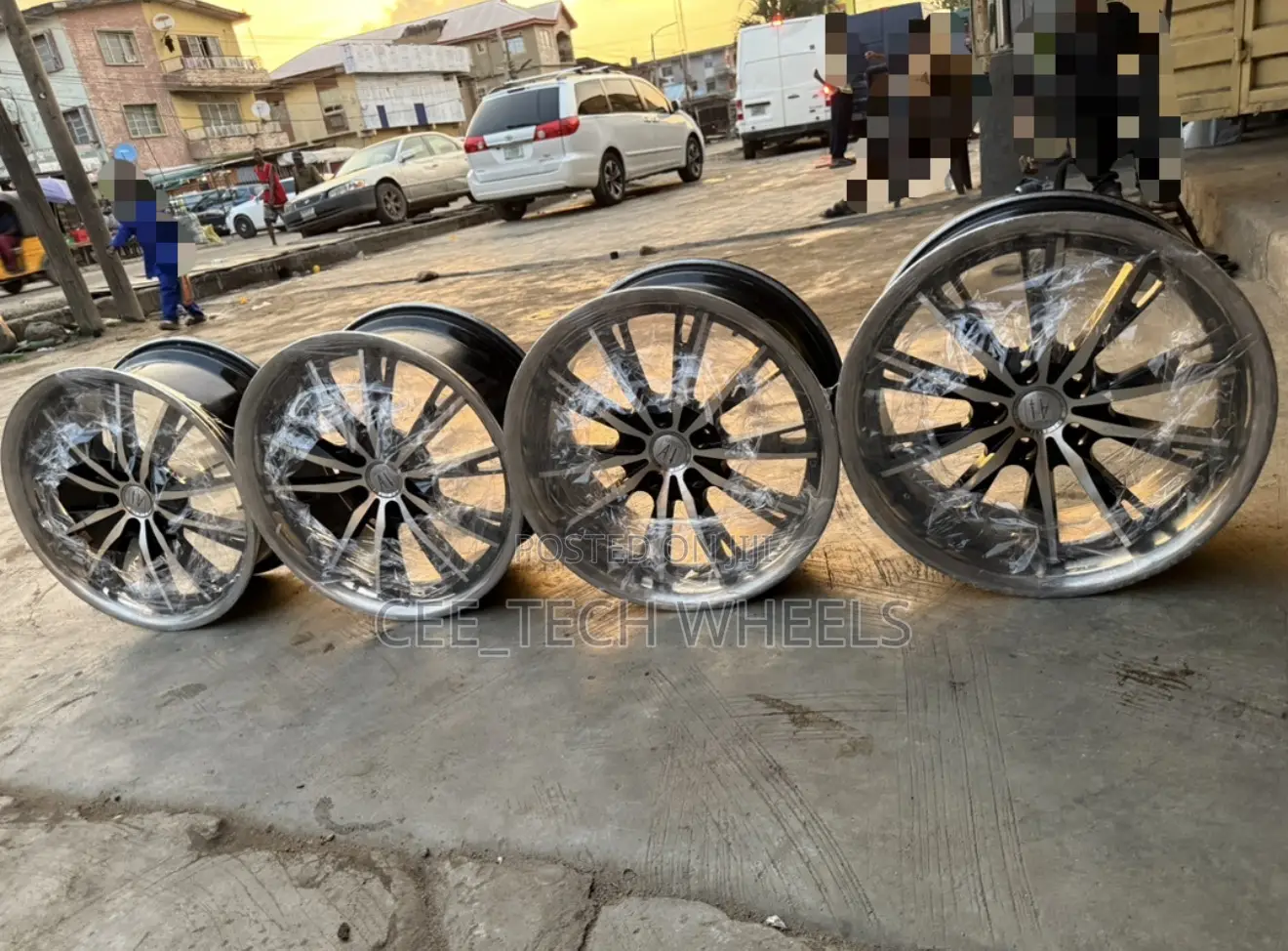 Factory Oem 19-Inch Staggered
