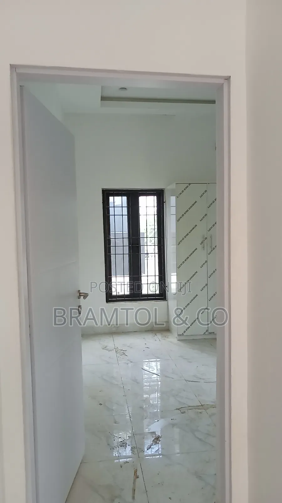 4bdrm Townhouse / Terrace in Kaura for rent