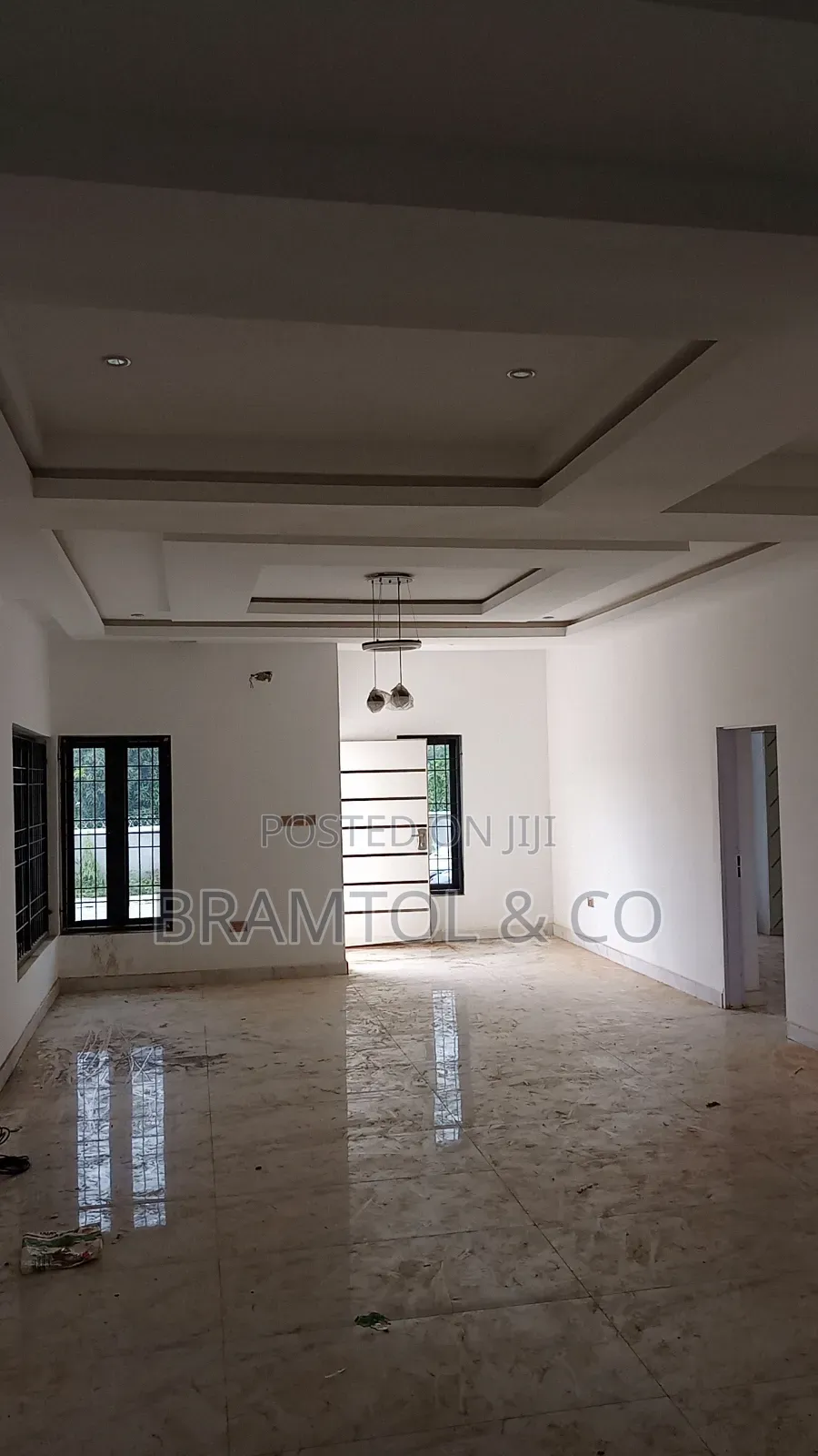4bdrm Townhouse / Terrace in Kaura for rent