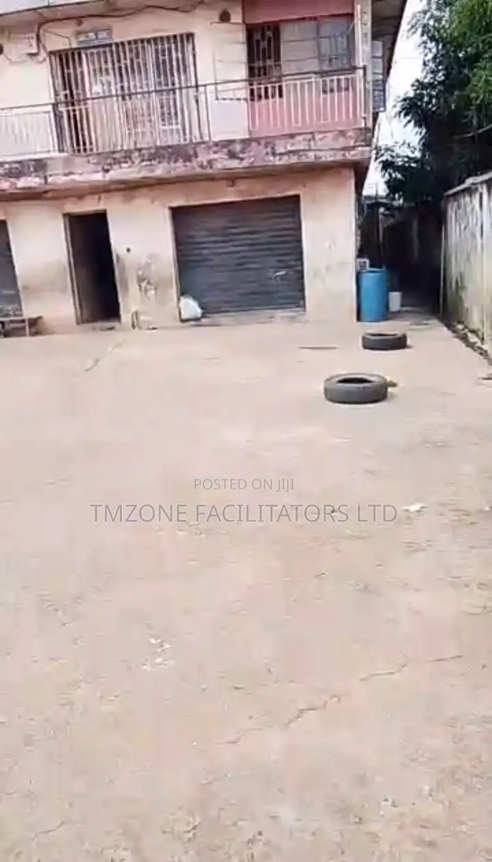 Furnished 3bdrm House in Ejigbo for sale