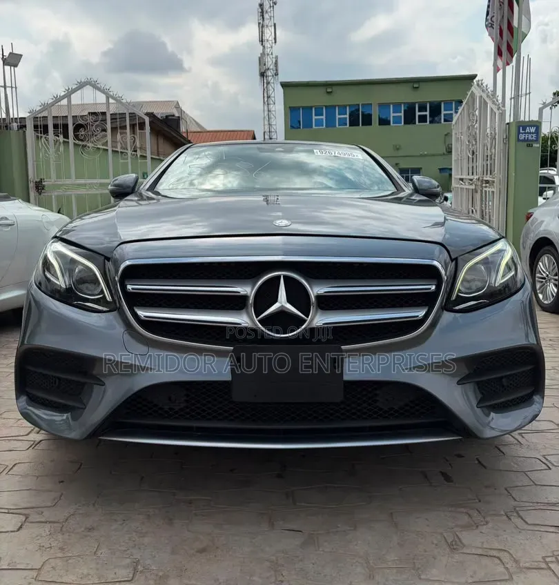 Mercedes-Benz E300 2017 Gray