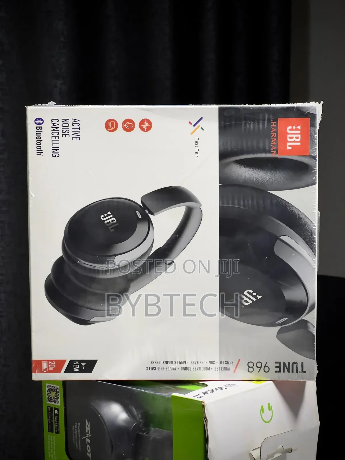 JBL Headphones Tune 896
