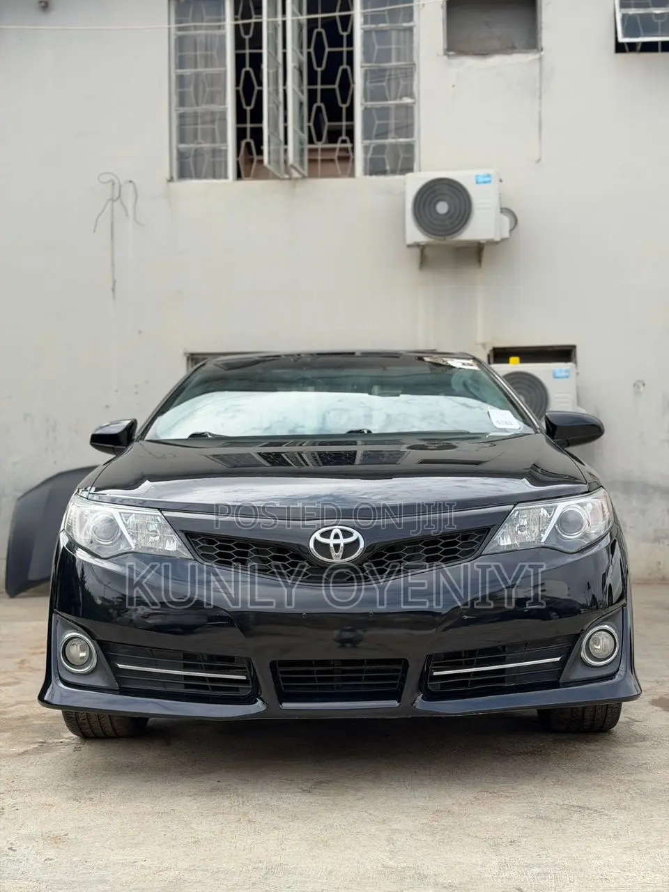 Toyota Camry SE V6 4dr Sedan (3.5L 6cyl 6A) 2013 Black