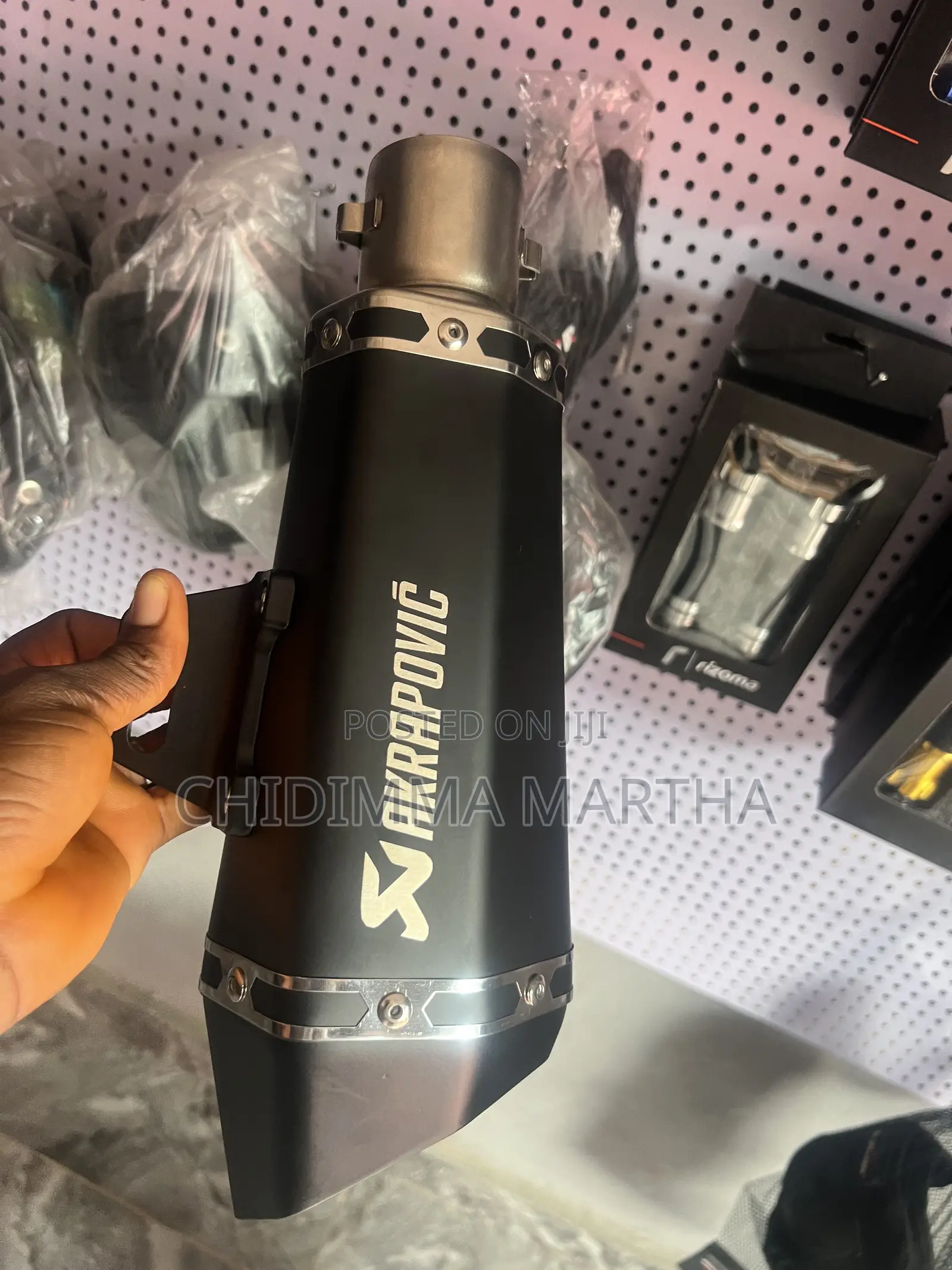 Akraporvic Exhaust