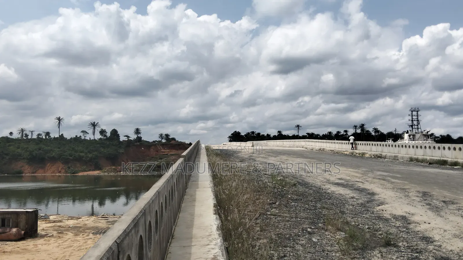 For Sale : Water Front Trans Woji Port Harcourt